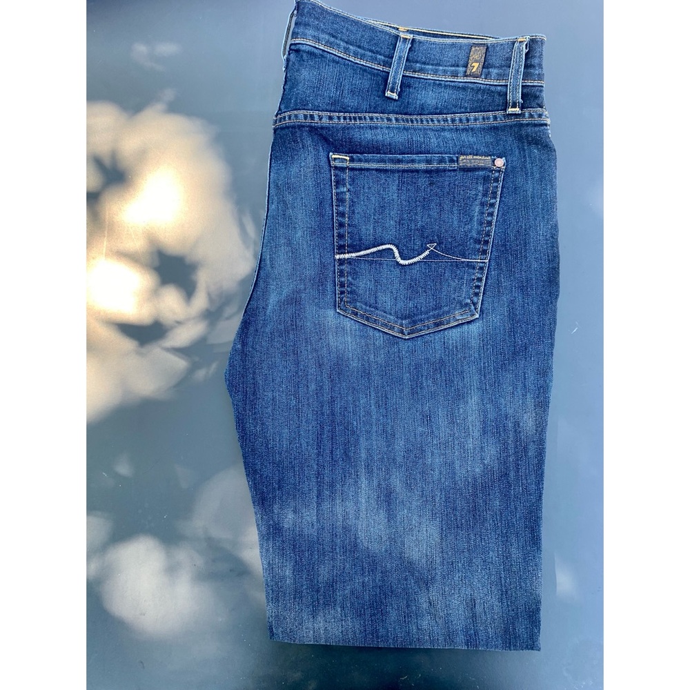 Men’s 7 For All Mankind jeans.